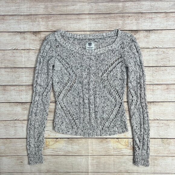 American Eagle Gray Marled Cable Knit Cropped Sweater Size Small - Picture 1 of 12